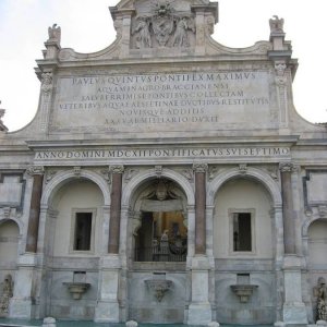 Fontana Paola an der Via Garibaldi