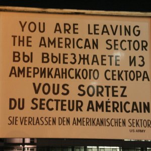 Berlin: Checkpoint Charlie