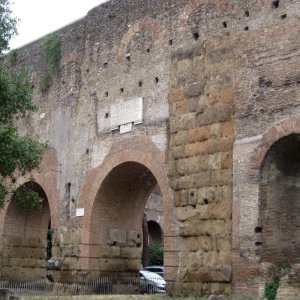 Aurelianische Mauer