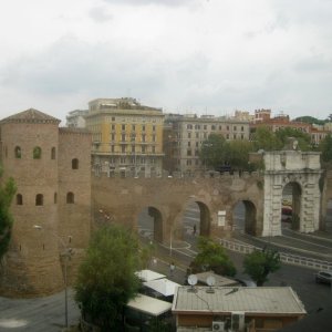 Aurelianische Mauer