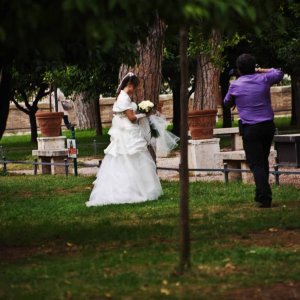 Fotoshooting mit Braut im Orangengarten