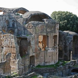 Hadriansvilla Thermen Ruinen