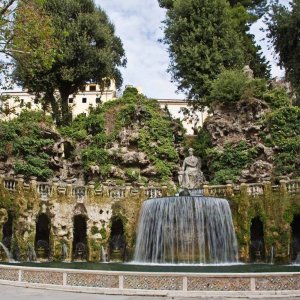 Villa d Este Brunnen des Ovato