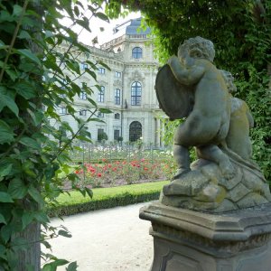 Im Hofgarten der Residenz