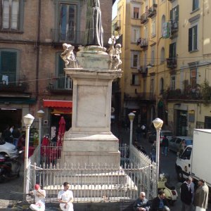 Neapel - San Paolo Maggiore