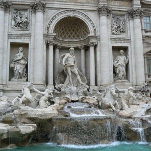 fontana di trevi