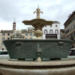 Piazza Farnese "Badewannenbrunnen"