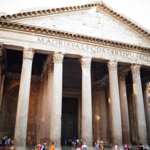 Pantheon - Frontfassade