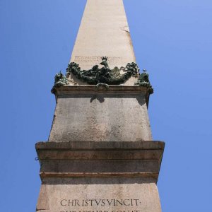 Obelisk auf dem Petersplatz