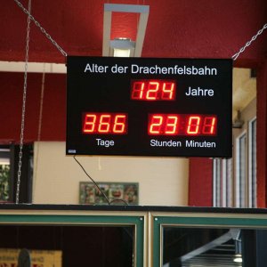 17.7.08, Talstation, 125 Jahre Drachenfelsbahn