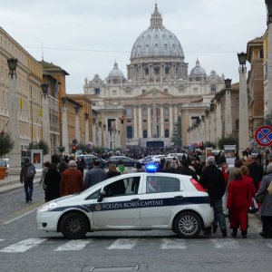 Radtour am Tiber, Abstecher Petersplatz