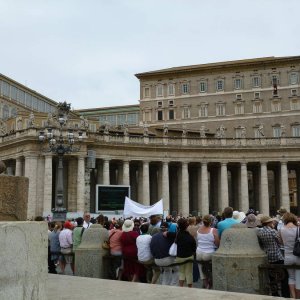 Angelus-Gebet auf dem Petersplatz