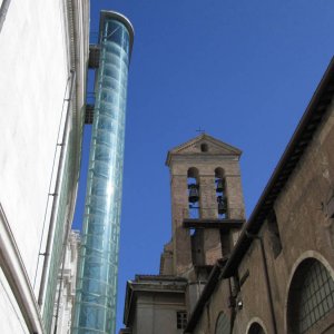 Wege zum Vittoriano/Panorama-Aufzug