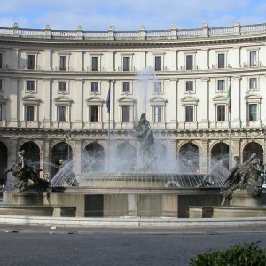 Piazza della Repubblica mit Exedra und Fontana delle Naiadi