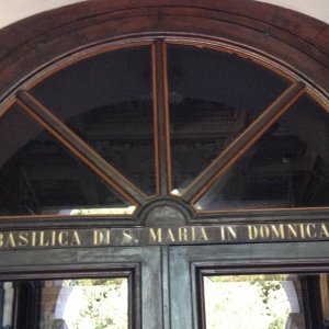 Portal Santa Maria in Domnica