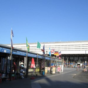 Bahnhofsvorplatz z.T. umgestaltet