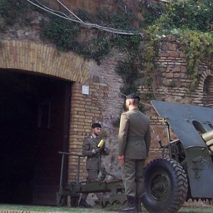 Passeggio Gennaro und Lmmchen, Kanonenschuss