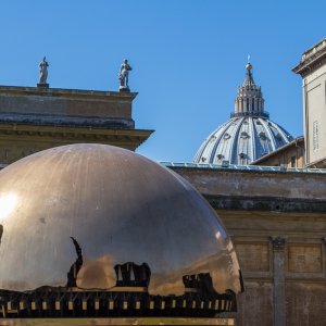 Vatikanische Museen im Pinienhof