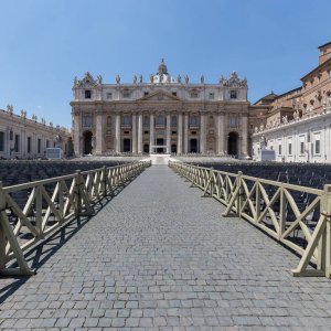 Petersplatz fokusiert Sankt Peter