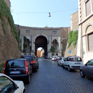 Porta Santo Spirito