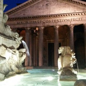Fontana di Pantheon und Obelisco del Pantheon