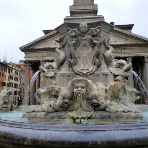 Fontana di Pantheon und Obelisco del Pantheon