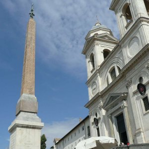 Obelisk vor der Kirche Trinità dei Monti
