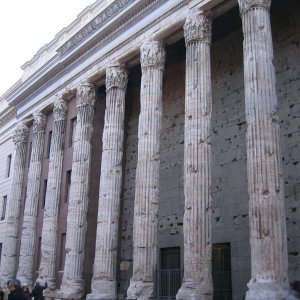 Tempel des Hadrian