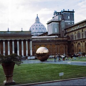 Hof der Vaticanischen Museen