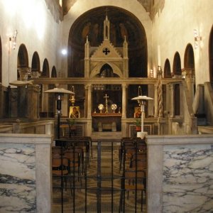 Santa Maria in Cosmedin - Innenraum