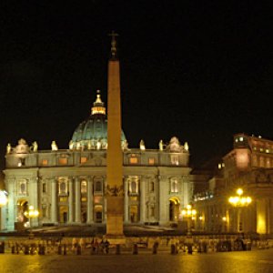 Pano Petersplatz nachts