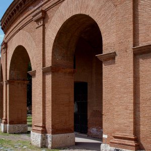 Ostia Antica Teatro Sustruktion