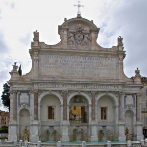 Fontana Paola