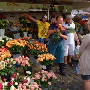 Blumenhndler auf Hamburger Fischmarkt