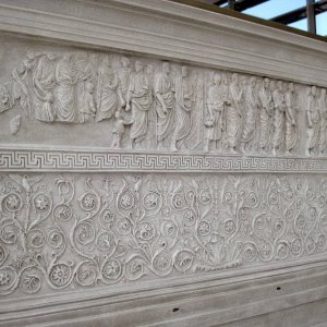 Rom mit Tchting - Ara Pacis