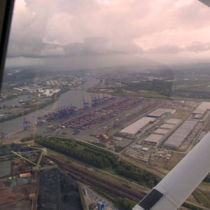 Hamburg von Oben Airbus Gelnde