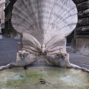 Fontana delle Api