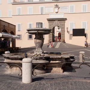 Castel Gandolfo - Piazza della Libert