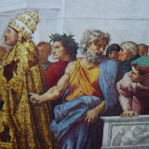 Papst Sixtus IV in vollem Ornat