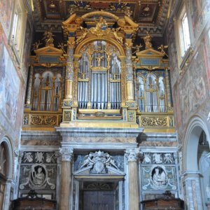 San Giovanni in Laterano: Orgel