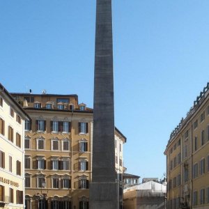 Obelisk Solare