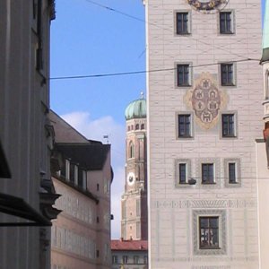Altes Rathaus + Frauenkirche