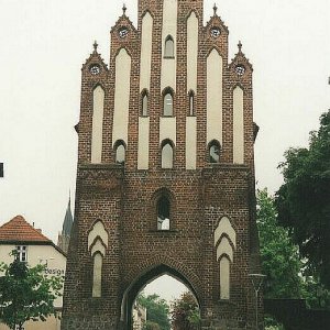 35033_Neubrandenburg_Neues_Tor_Feldseite