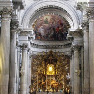 S. Maria in Campitelli - Altarraum