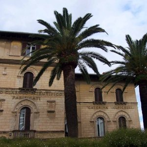 Porta Pia, Liceo Volpicelli