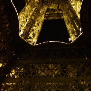 Tour Eiffel bei Nacht
