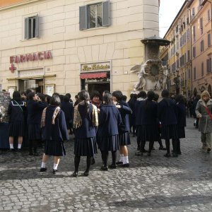 Bei der Fontana di Trevi
