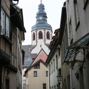 Ettlingen-Martinskirche thront ber der Altstadt