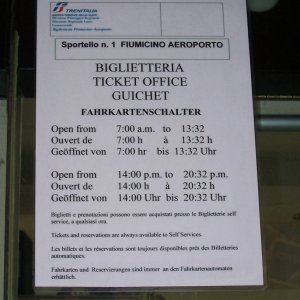 FCO, Fahrkartenschalter Trenitalia