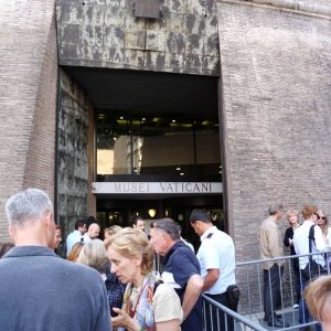 Vatikanische Museen 7:45 Uhr